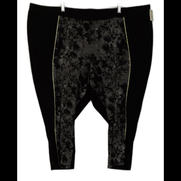 Catherines Women's Black/White/Green Trim Cammo Print Active Leggings, 4X - Picture 1 of 5